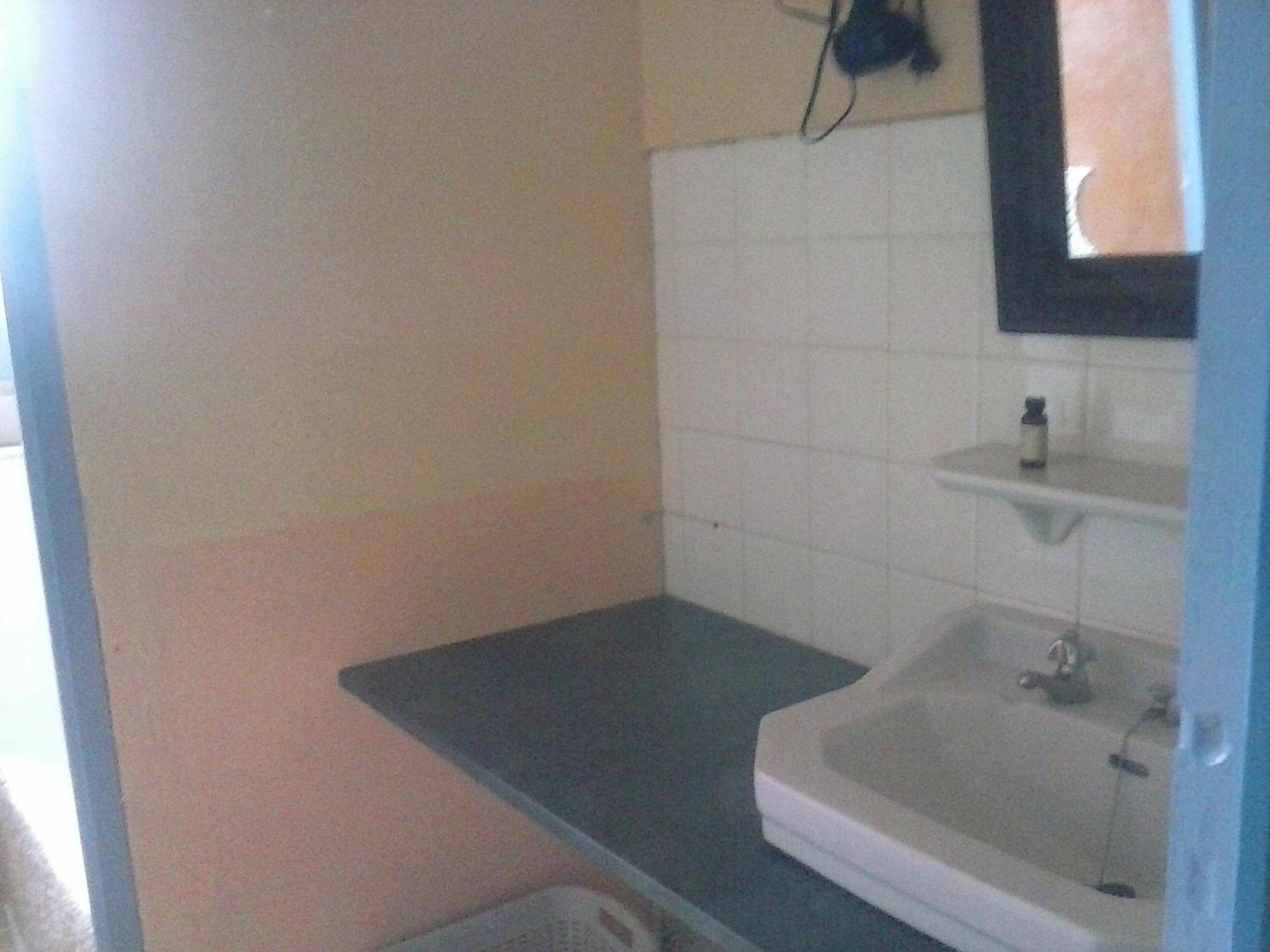 Les Gites Du Couvent Alternatif Camlez Ruang foto