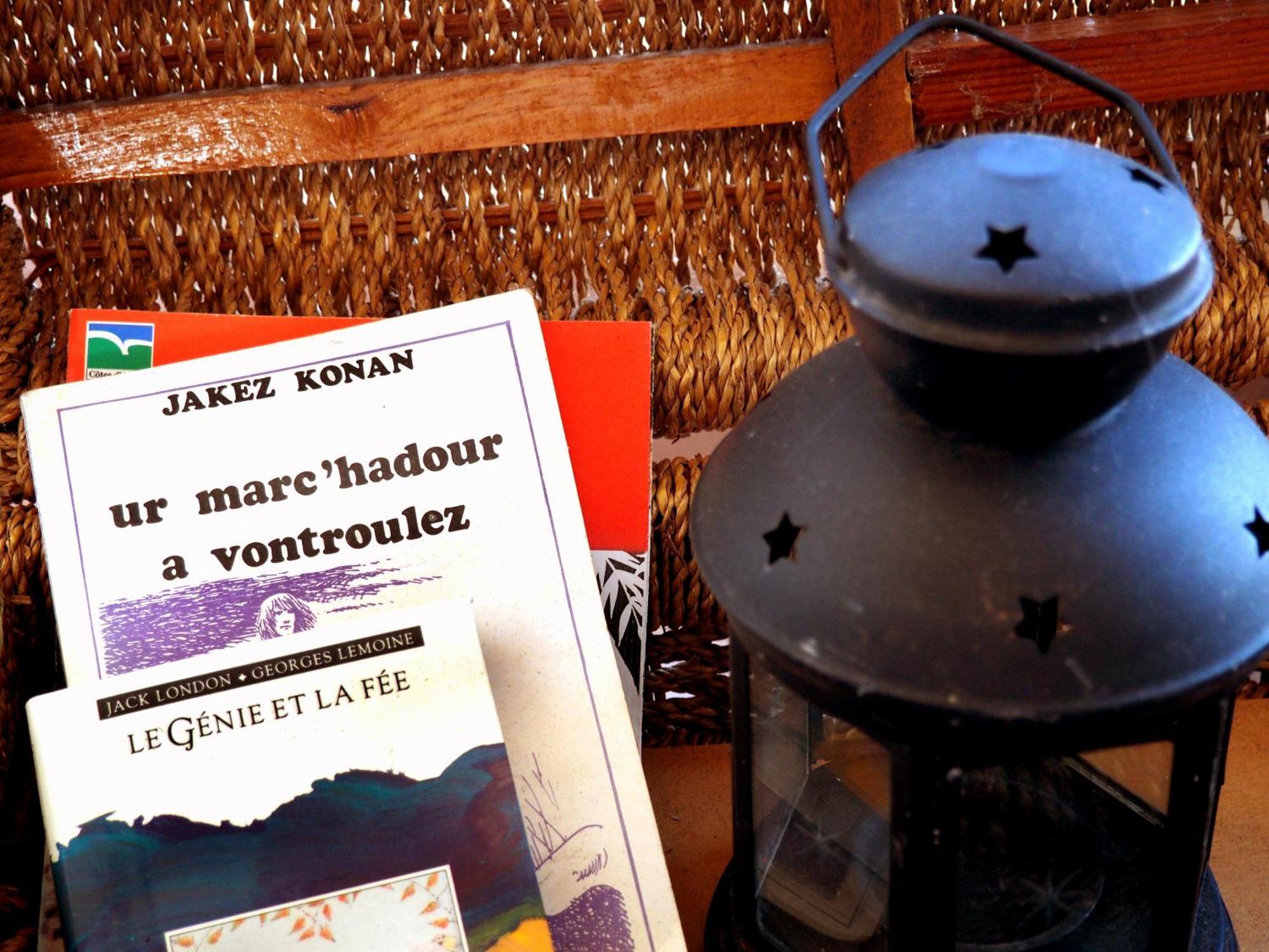 Les Gites Du Couvent Alternatif Camlez Ruang foto