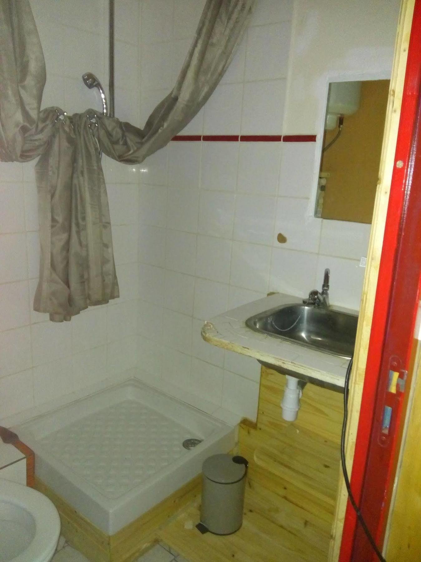 Les Gites Du Couvent Alternatif Camlez Bagian luar foto